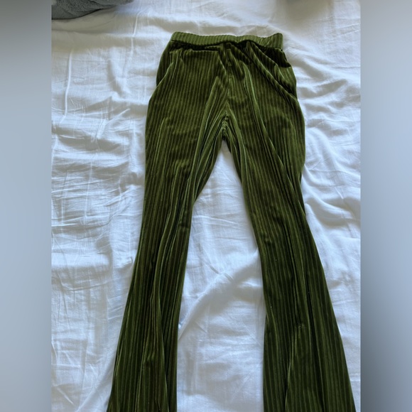 Velvet green flare pants - Picture 1 of 5
